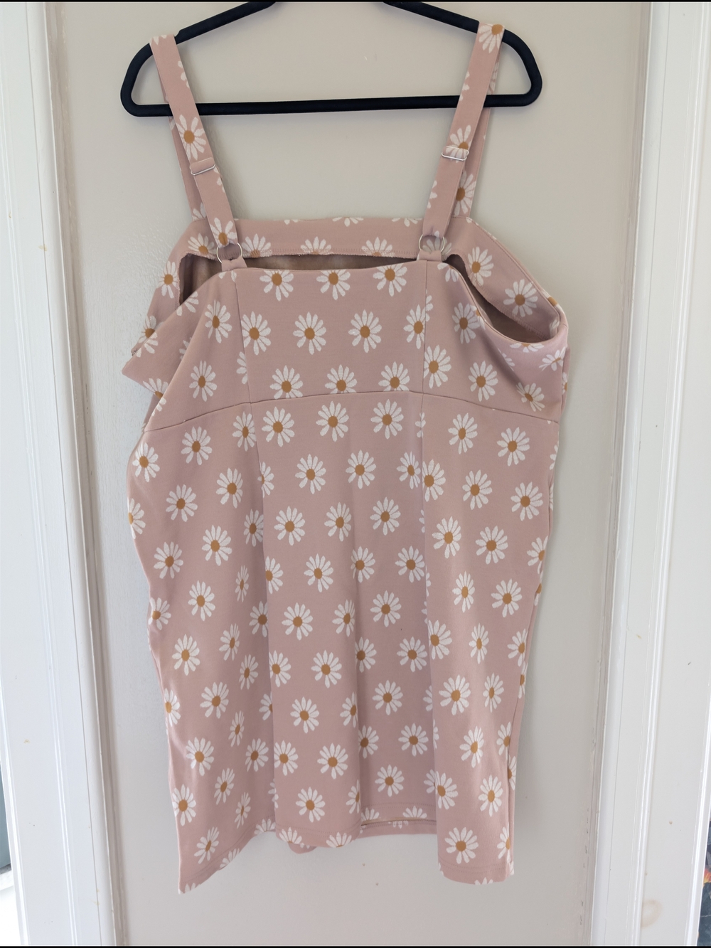 Forever 21 Pink Daisy Print Tank Top
